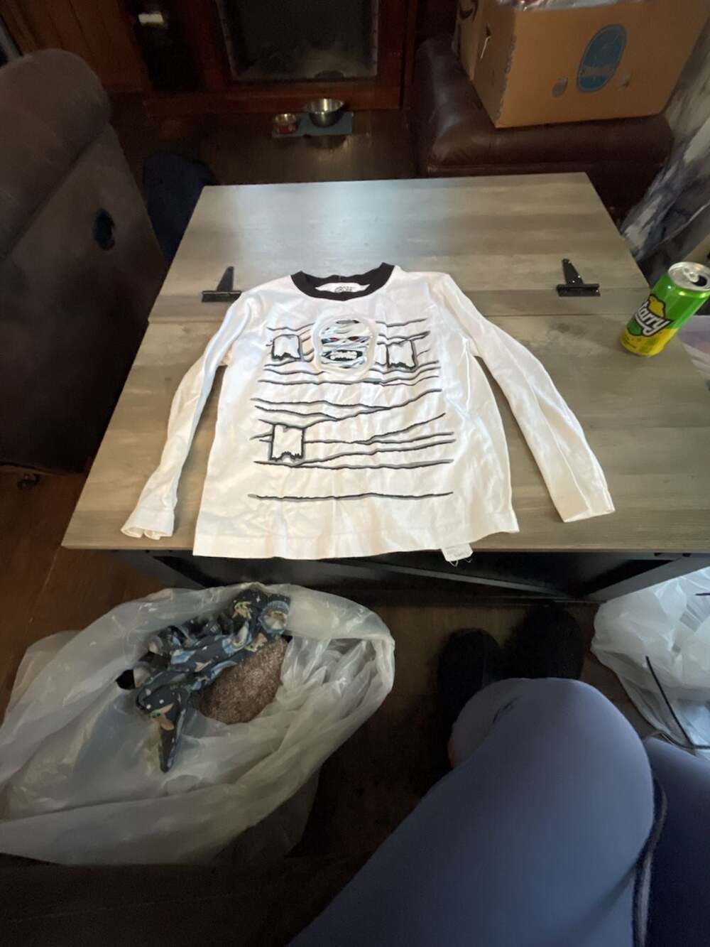 Grobe Mummy Long Sleeve T-Shirt Size 6/7 White Cotton